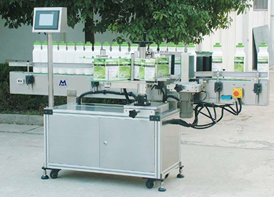 TB-160立（lì）式圓瓶（píng）定位自動貼標（biāo）機