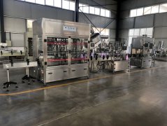 洗滌劑直線旋蓋灌裝（zhuāng）機工廠